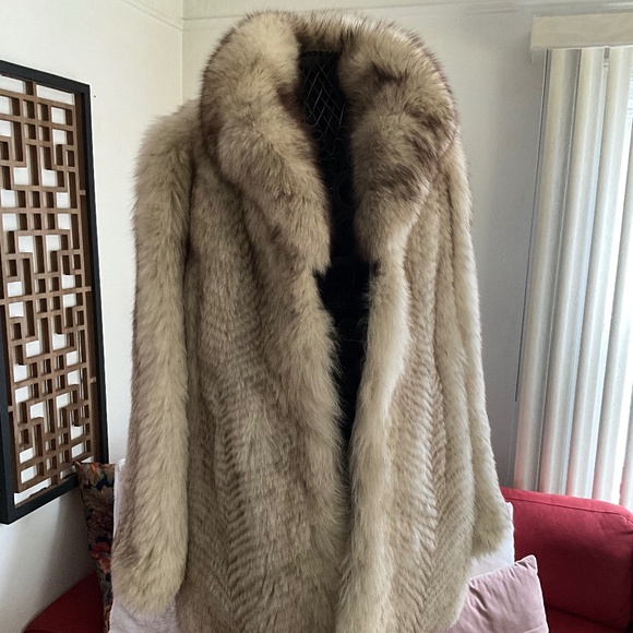 **FALL SALE** Genuine Fox Fur Jacket - Picture 1 of 5